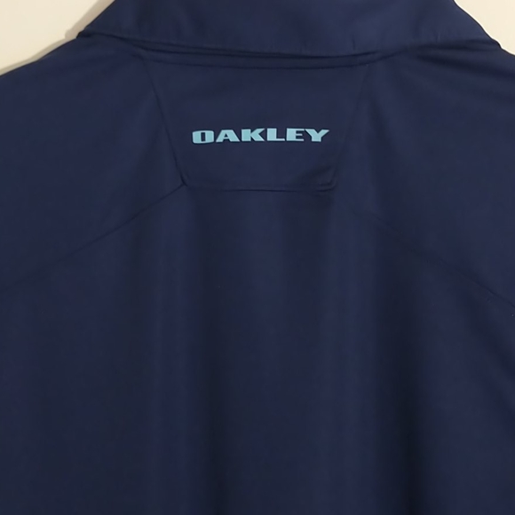 Mint Oakley Med Polo w Firestone CC Logo - Picture 4 of 5
